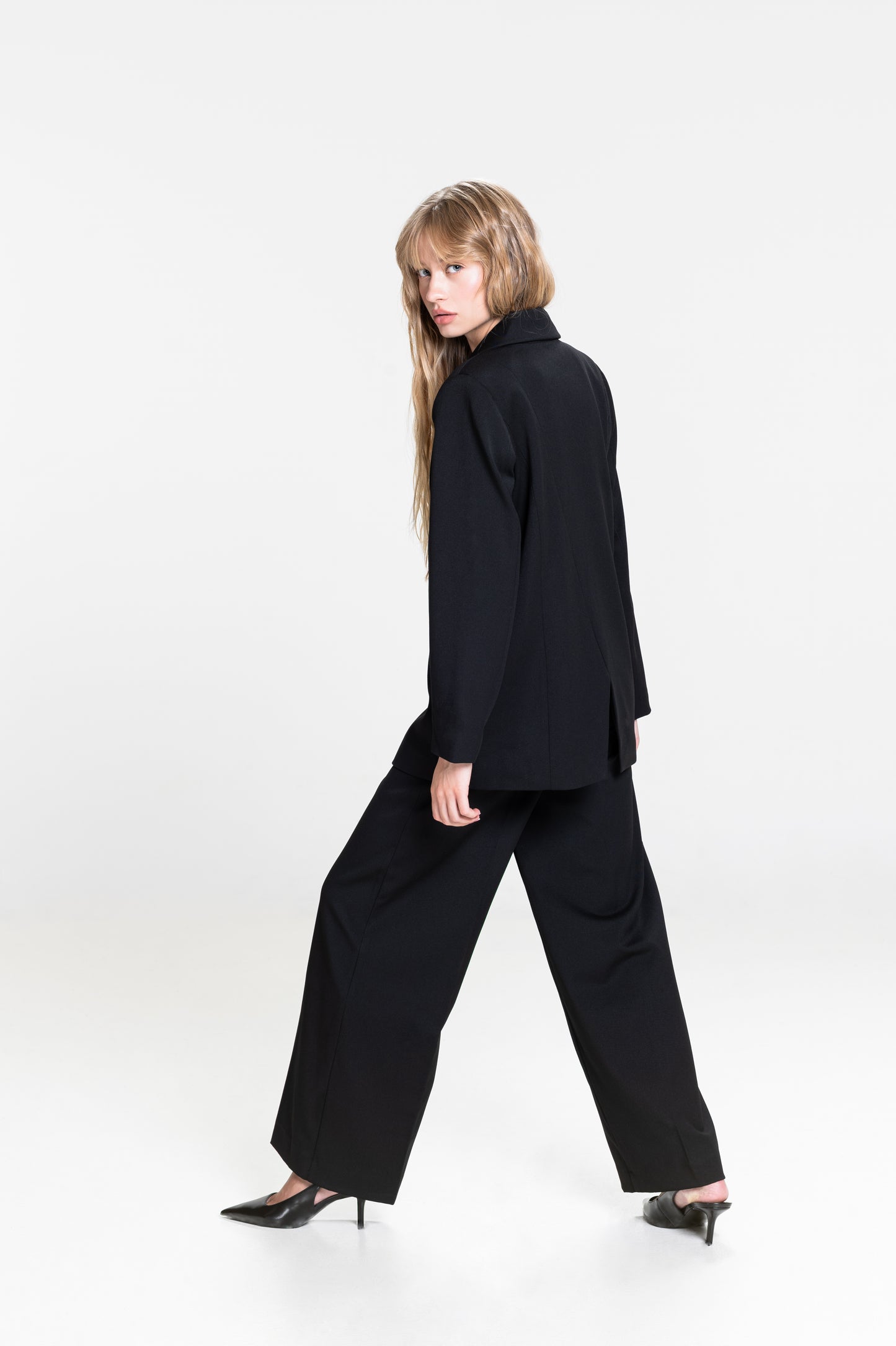 Black Single-Breasted Blazer